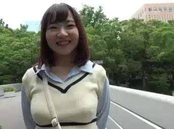 新人デビュードキュメント 性格良すぎるGカップど素人介護士 白兎叶愛